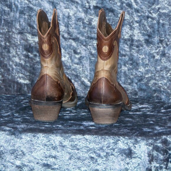 Reba Winged Toe Shorty Boot - Picture 9 of 11